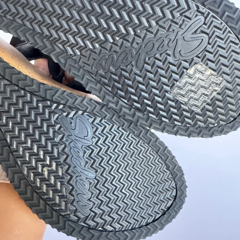 Skechers Luxe Foam Black Wedge Sandals Adjustable‎ Strap Comfortable Shoes Sz 10